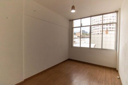 Quarto  de kitnet/studio à venda com 1 quarto, 34m² em Centro, Niterói