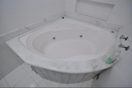 Casa à venda com 250m², 5 quartos e 2 vagasBanheiro do Quarto Suíte 2