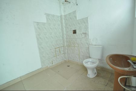 Casa à venda com 250m², 5 quartos e 2 vagasBanheiro 5