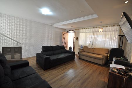 Casa à venda com 250m², 5 quartos e 2 vagasSala