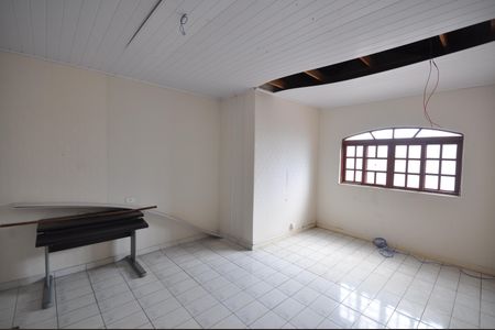 Casa à venda com 250m², 5 quartos e 2 vagasQuarto de Serviço