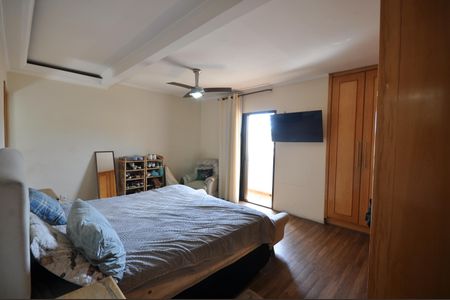 Casa à venda com 250m², 5 quartos e 2 vagasQuarto Suíte 1