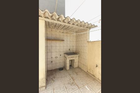 Casa para alugar com 70m², 2 quartos e sem vaga Casa para alugar com 70m², 2 quartos e sem vagaQuintal - Área de serviço