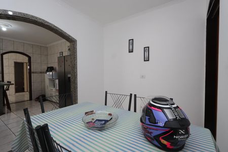 Casa à venda com 209m², 3 quartos e 7 vagasCopa