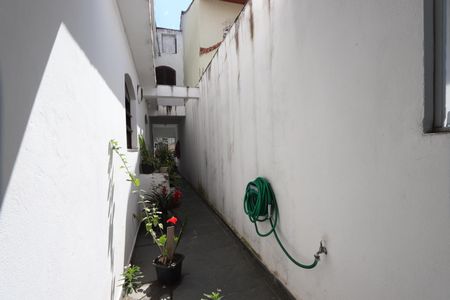 Casa à venda com 209m², 3 quartos e 7 vagasCorredor Lateral