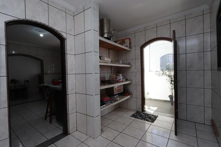 Casa à venda com 209m², 3 quartos e 7 vagasDespensa