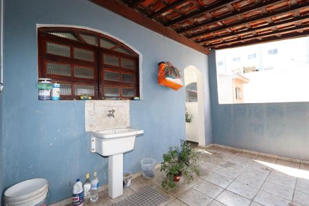 Casa à venda com 209m², 3 quartos e 7 vagasLavanderia