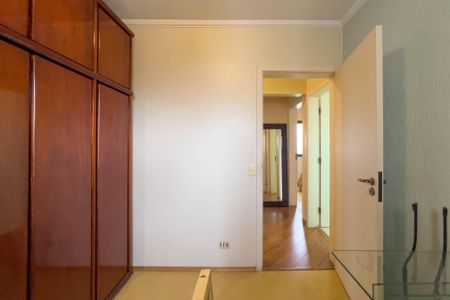 Apartamento à venda com 93m², 3 quartos e 1 vagaQuarto 2