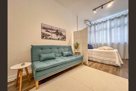Studio à venda com 32m², 1 quarto e sem vaga