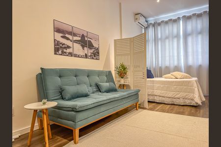 Studio à venda com 32m², 1 quarto e sem vaga