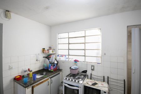 Casa à venda com 200m², 2 quartos e sem vaga Casa à venda com 200m², 2 quartos e sem vagaCozinha 2