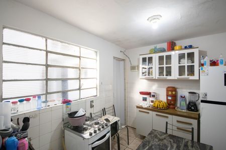 Casa à venda com 200m², 2 quartos e sem vaga Casa à venda com 200m², 2 quartos e sem vagaCozinha 2