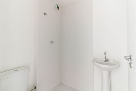 Apartamento para alugar com 34m², 2 quartos e sem vagaBanheiro