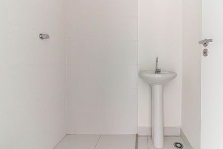 Apartamento para alugar com 34m², 2 quartos e sem vagaBanheiro
