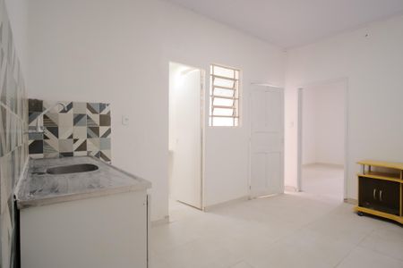 Casa para alugar com 100m², 2 quartos e 2 vagasCozinha