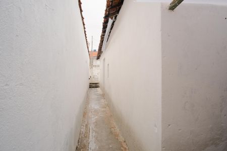 Casa para alugar com 100m², 2 quartos e 2 vagasEntrada