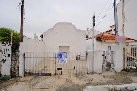 Casa para alugar com 100m², 2 quartos e 2 vagasPlaca