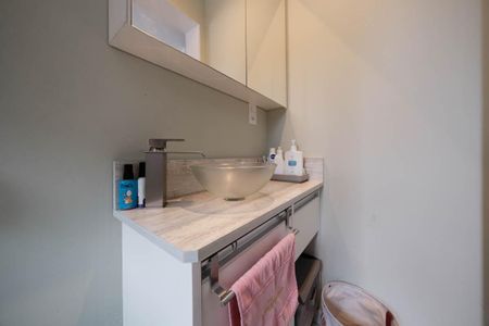 Casa à venda com 198m², 4 quartos e 2 vagasBanheiro da Suíte