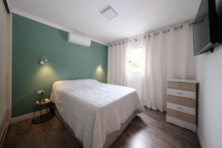 Casa à venda com 198m², 4 quartos e 2 vagasSuíte