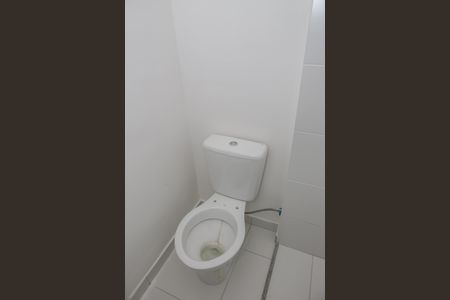 Apartamento para alugar com 33m², 2 quartos e sem vaga Apartamento para alugar com 33m², 2 quartos e sem vagaBanheiro Social