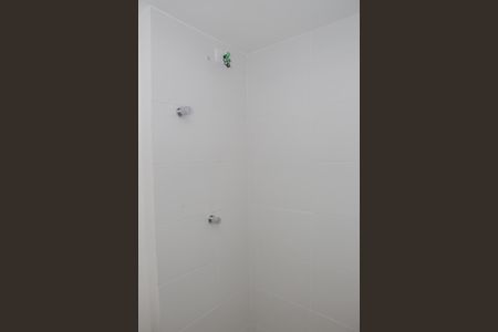 Apartamento para alugar com 33m², 2 quartos e sem vaga Apartamento para alugar com 33m², 2 quartos e sem vagaBanheiro Social