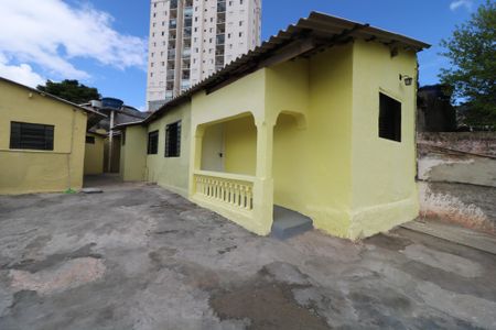 Casa para alugar com 145m², 4 quartos e 2 vagasQuintal