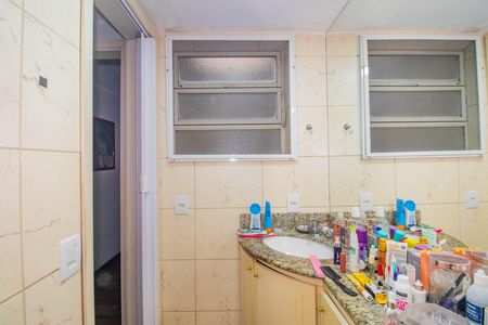 Apartamento para alugar com 60m², 2 quartos e sem vagaBanheiro