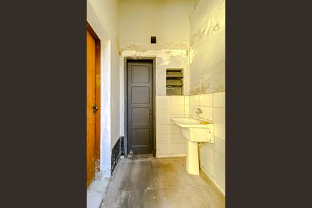 Casa para alugar com 256m², 3 quartos e 2 vagas Casa para alugar com 256m², 3 quartos e 2 vagasÁrea de Serviço