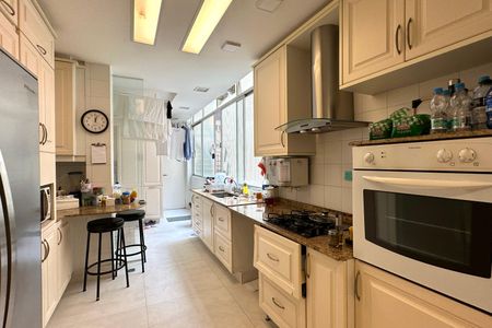 Apartamento à venda com 137m², 3 quartos e 1 vaga Apartamento à venda com 137m², 3 quartos e 1 vagaCozinha