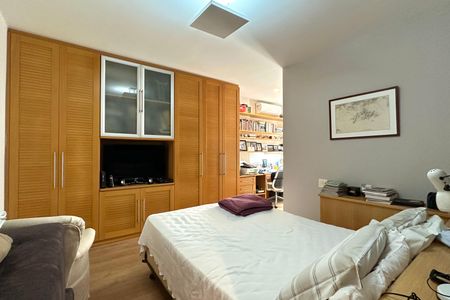 Apartamento à venda com 137m², 3 quartos e 1 vaga Apartamento à venda com 137m², 3 quartos e 1 vagaQuarto