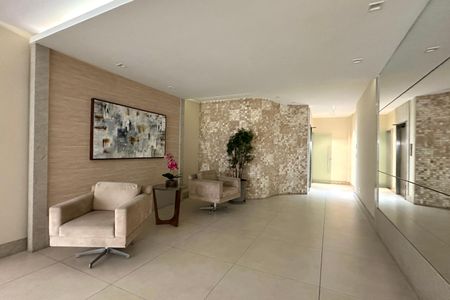 Apartamento à venda com 137m², 3 quartos e 1 vaga Apartamento à venda com 137m², 3 quartos e 1 vagaEntrada