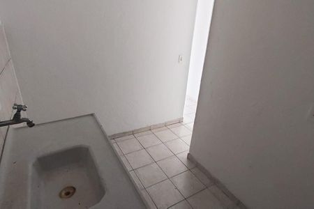 Casa para alugar com 60m², 2 quartos e 2 vagasCozinha