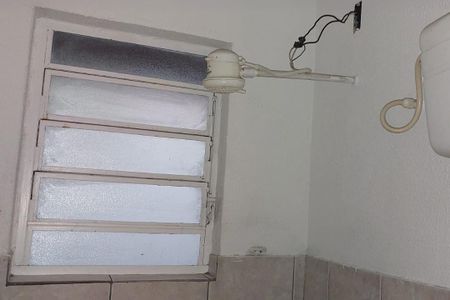 Casa para alugar com 60m², 2 quartos e 2 vagasBanheiro
