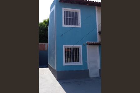 Casa para alugar com 60m², 2 quartos e 2 vagasFachada