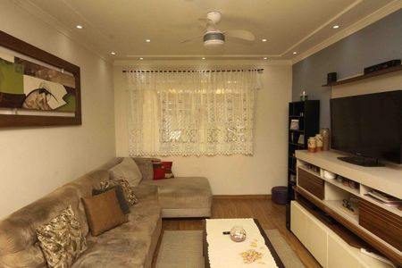 Casa à venda com 180m², 2 quartos e 2 vagasSala