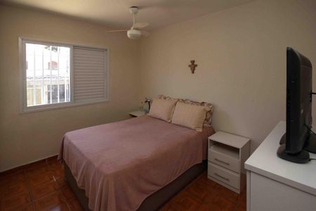 Casa à venda com 180m², 2 quartos e 2 vagasQuarto