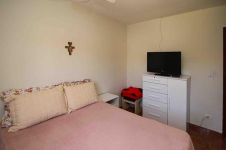 Casa à venda com 180m², 2 quartos e 2 vagasQuarto