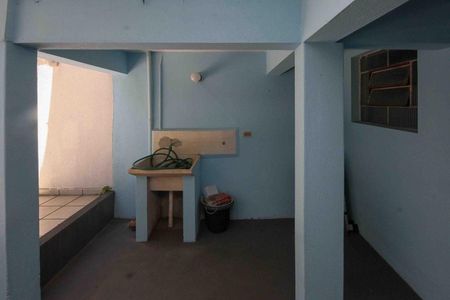 Casa à venda com 180m², 2 quartos e 2 vagasÁrea de Serviço