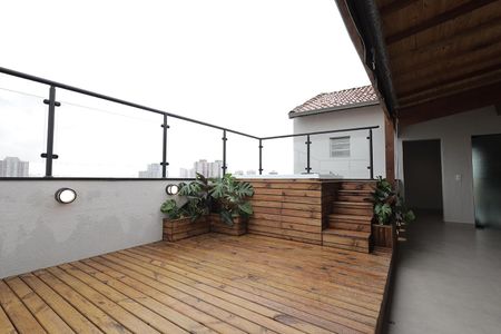 Apartamento à venda com 120m², 2 quartos e 2 vagasDeck Hidro