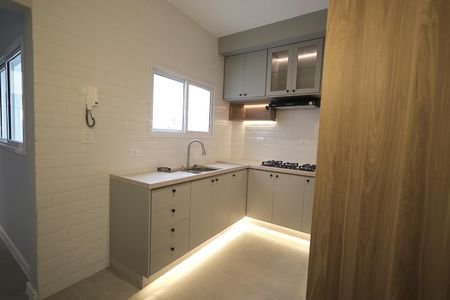 Apartamento à venda com 120m², 2 quartos e 2 vagasCozinha