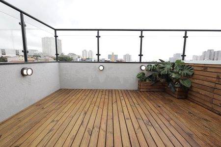 Apartamento à venda com 120m², 2 quartos e 2 vagasDeck Hidro