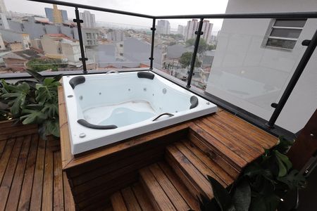 Apartamento à venda com 120m², 2 quartos e 2 vagasDeck Hidro