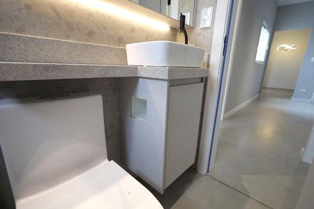 Apartamento à venda com 120m², 2 quartos e 2 vagasBanheiro 1