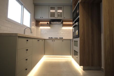 Apartamento à venda com 120m², 2 quartos e 2 vagasCozinha