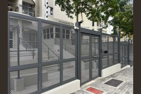 Apartamento à venda com 77m², 1 quarto e 1 vaga Apartamento à venda com 77m², 1 quarto e 1 vagaFachada do Prédio