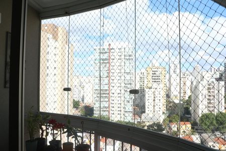 Apartamento à venda com 77m², 1 quarto e 1 vagaVaranda