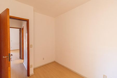 Casa à venda com 100m², 3 quartos e 2 vagas Casa à venda com 100m², 3 quartos e 2 vagasQuarto 2