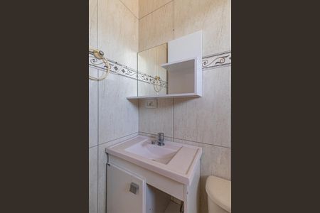 Casa à venda com 100m², 3 quartos e 2 vagas Casa à venda com 100m², 3 quartos e 2 vagasBanheiro Suíte 1