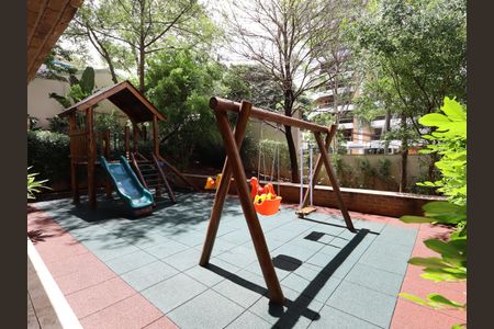 Apartamento à venda com 140m², 2 quartos e 3 vagasÁrea comum - Playground