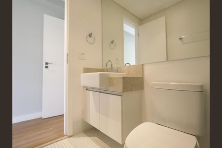 Apartamento à venda com 140m², 2 quartos e 3 vagasBanheiro da Suíte 2